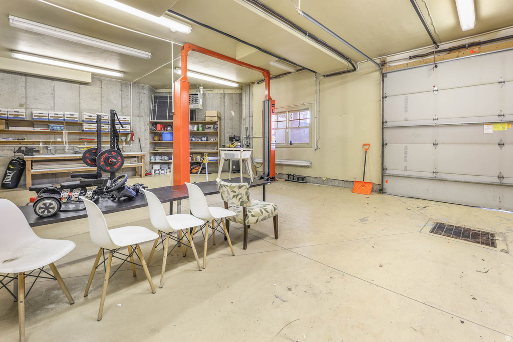 606 N LITTLE TREE CIR Salt Lake City, UT 84108