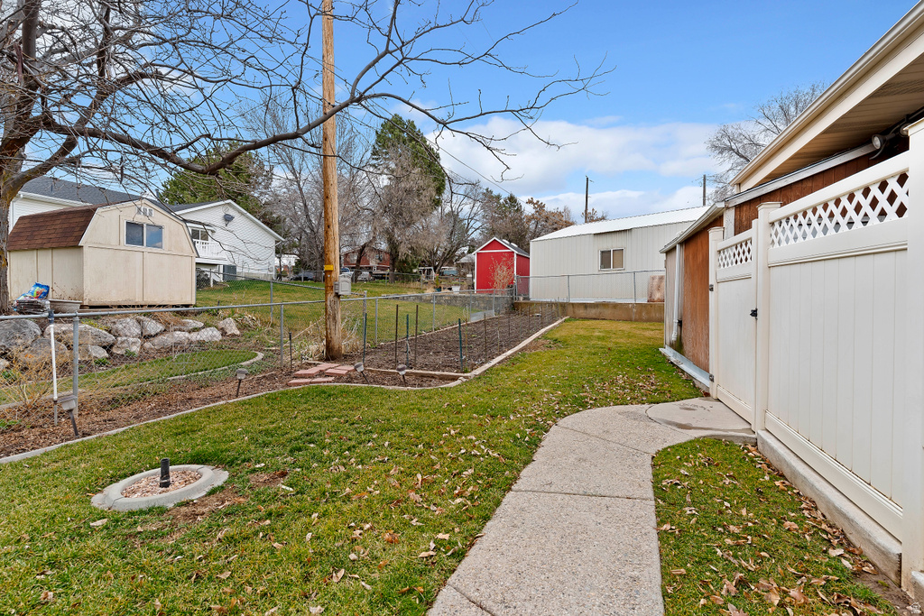 2568 W 5225 S Roy, UT 84067