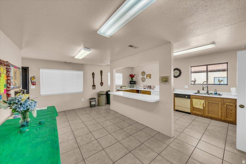 1331 N DIXIE DOWNS RD #100 St George, UT 84770