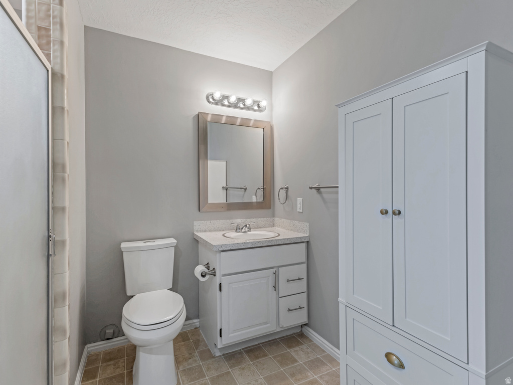 22 E 525 N Layton, UT 84041