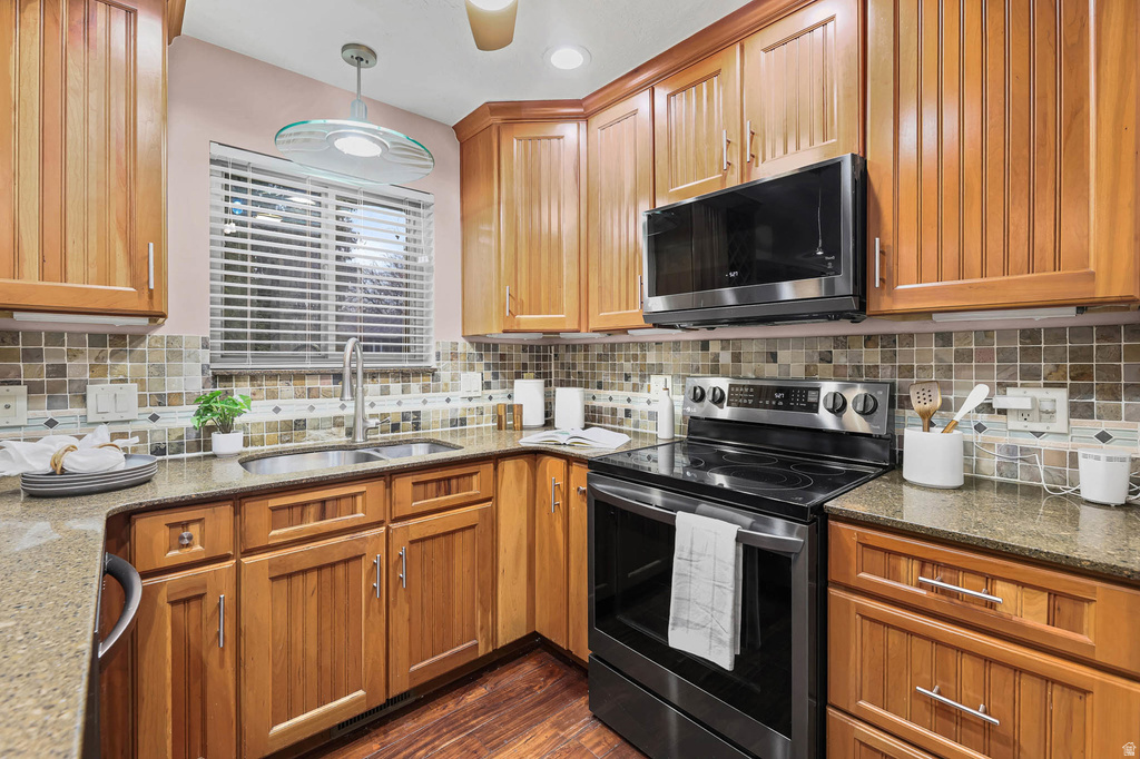 2366 W JACK CIR Taylorsville, UT 84129