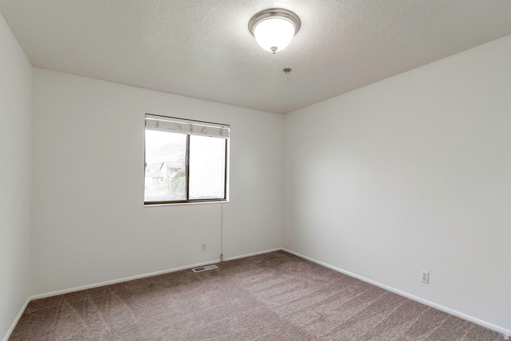 359 E 700 S Farmington, UT 84025