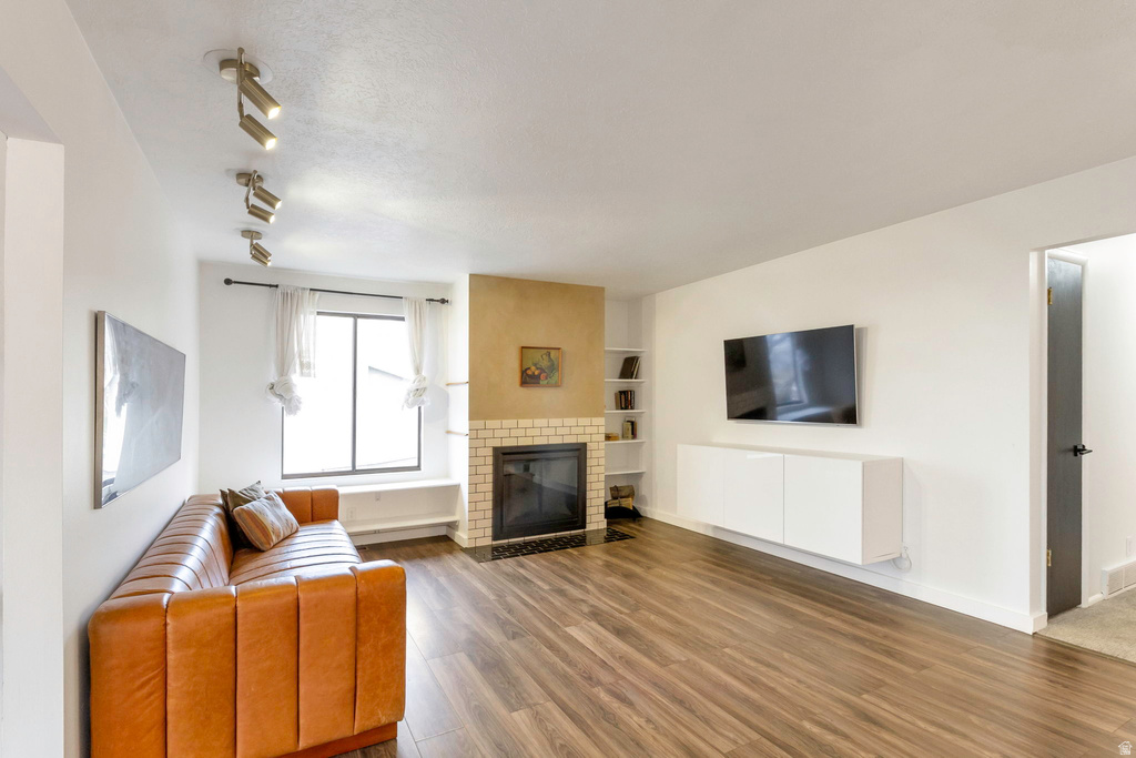 359 E 700 S Farmington, UT 84025