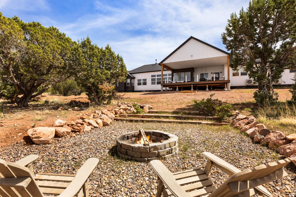 5155 S 2600 E Newcastle, UT 84756