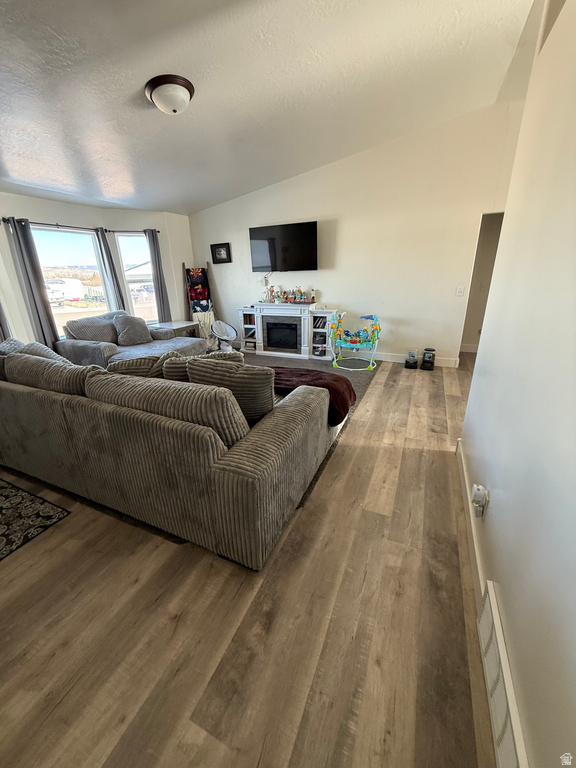 2102 E 1820 S Naples, UT 84078