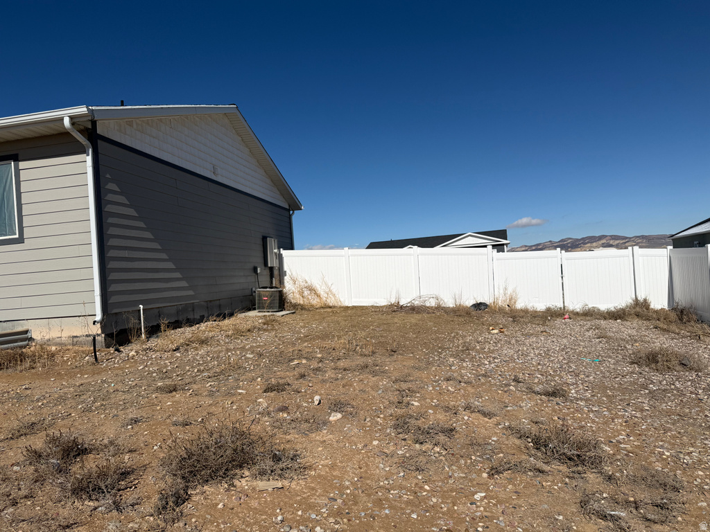 2102 E 1820 S Naples, UT 84078