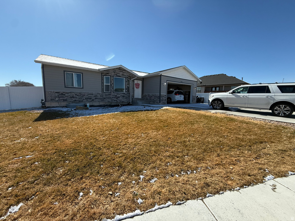 2102 E 1820 S Naples, UT 84078