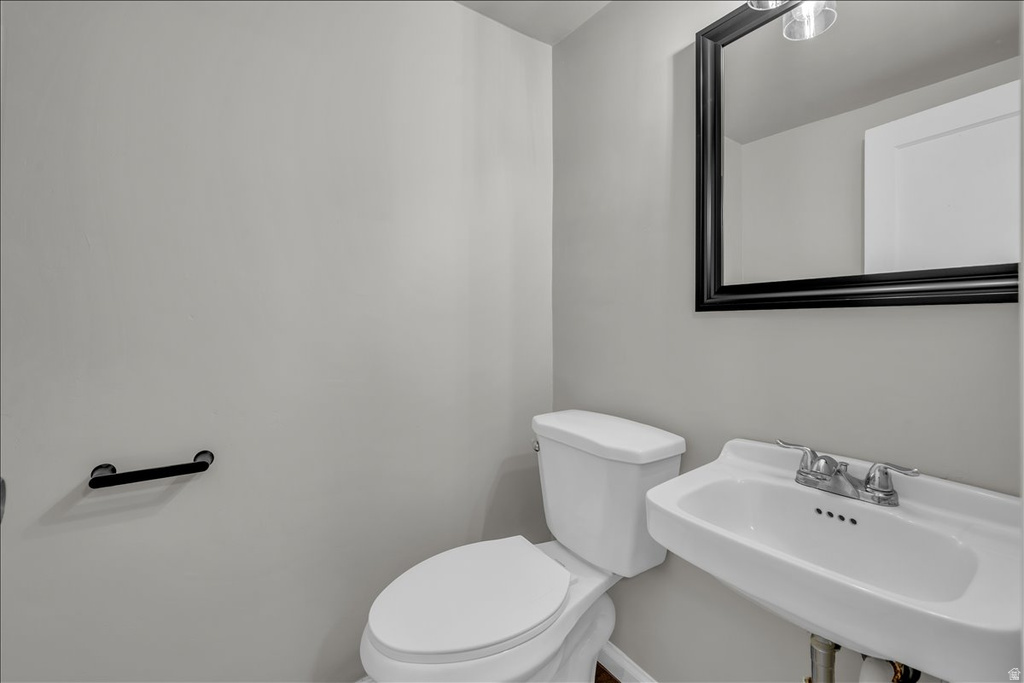 239 N MAIN ST St George, UT 84770