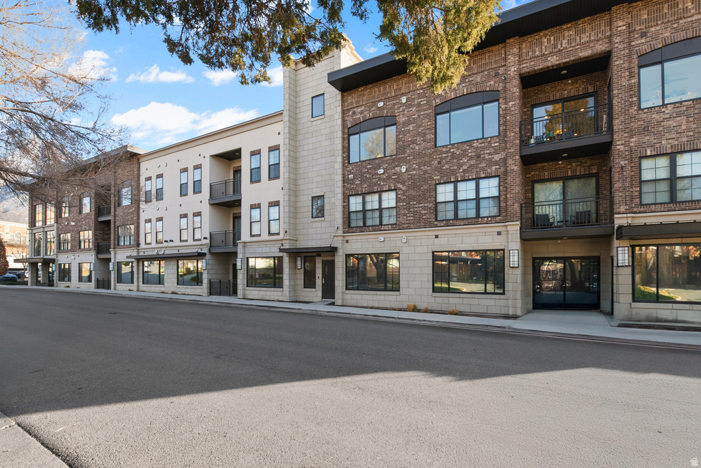 2240 E LANEY AVE #102 Holladay, UT 84117