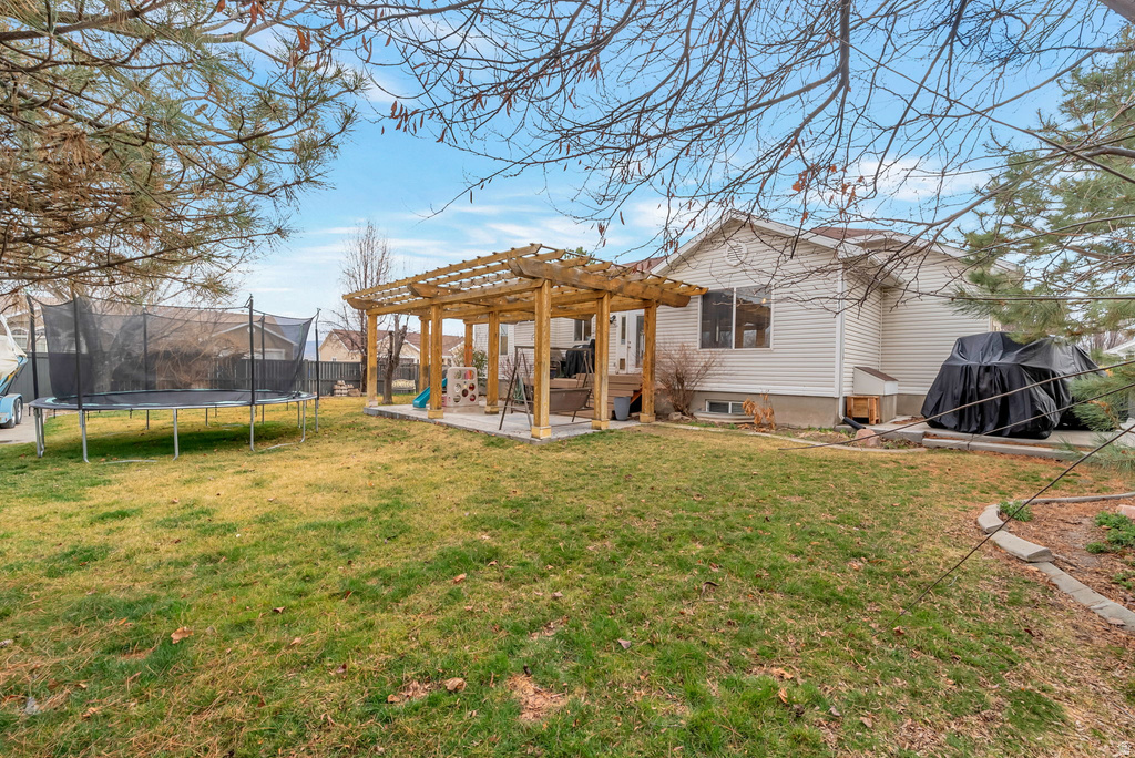2328 W STEPHEN LN Riverton, UT 84065