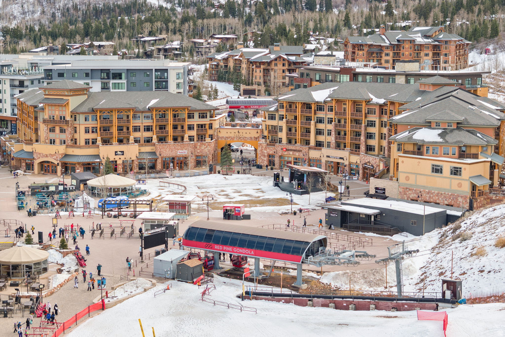 3720 N SUNDIAL CT #C110 Park City, UT 84098