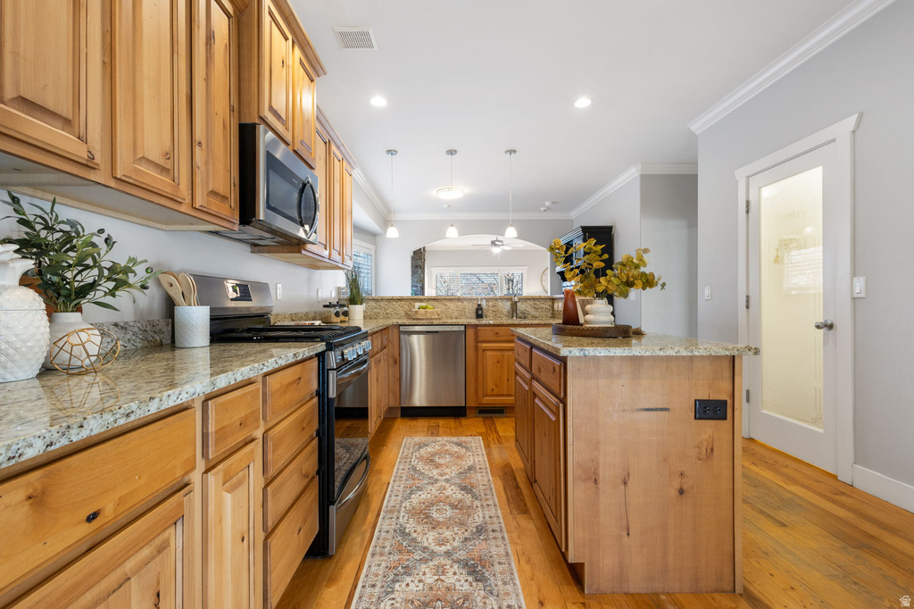 11381 S SKYLUX AVE South Jordan, UT 84009