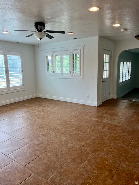 185 E SOUTH WEBER DR South Weber, UT 84405