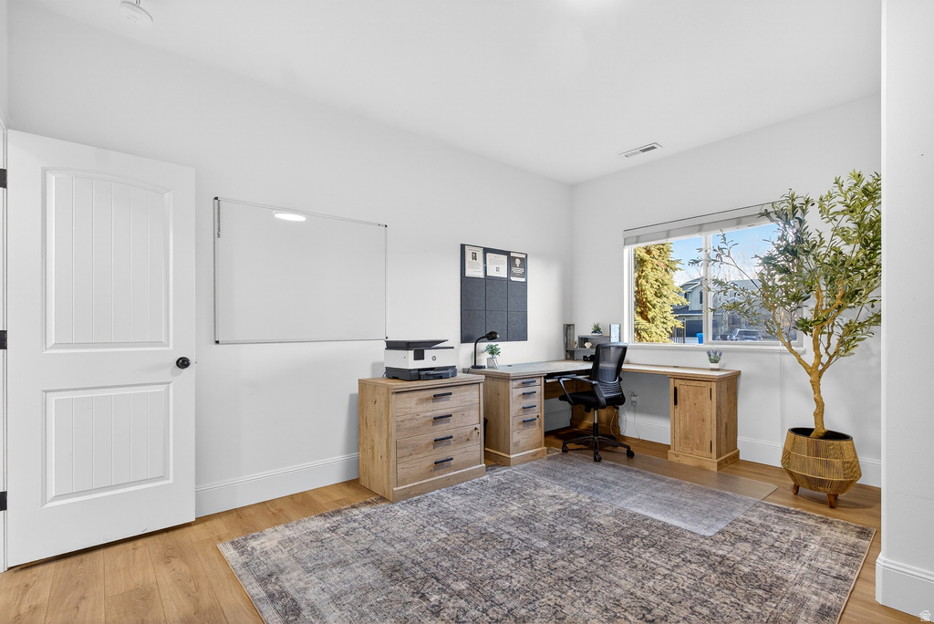 1898 W OLD FORT CIR Farmington, UT 84025