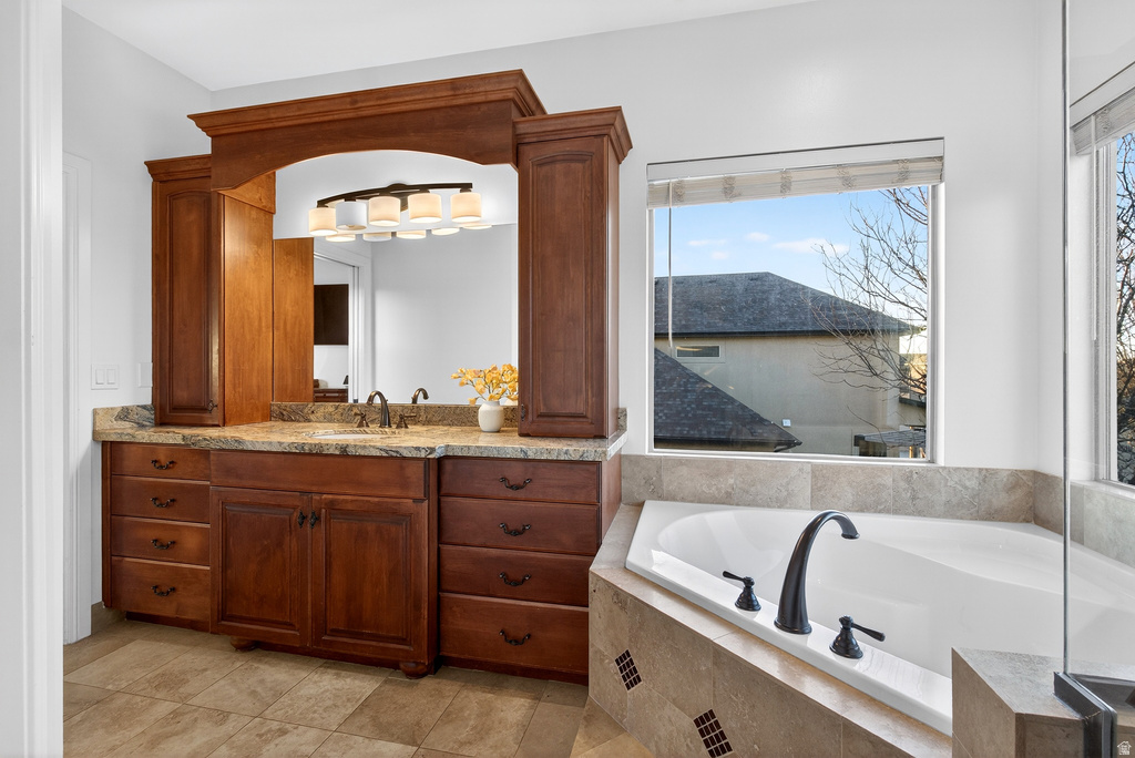 1898 W OLD FORT CIR Farmington, UT 84025