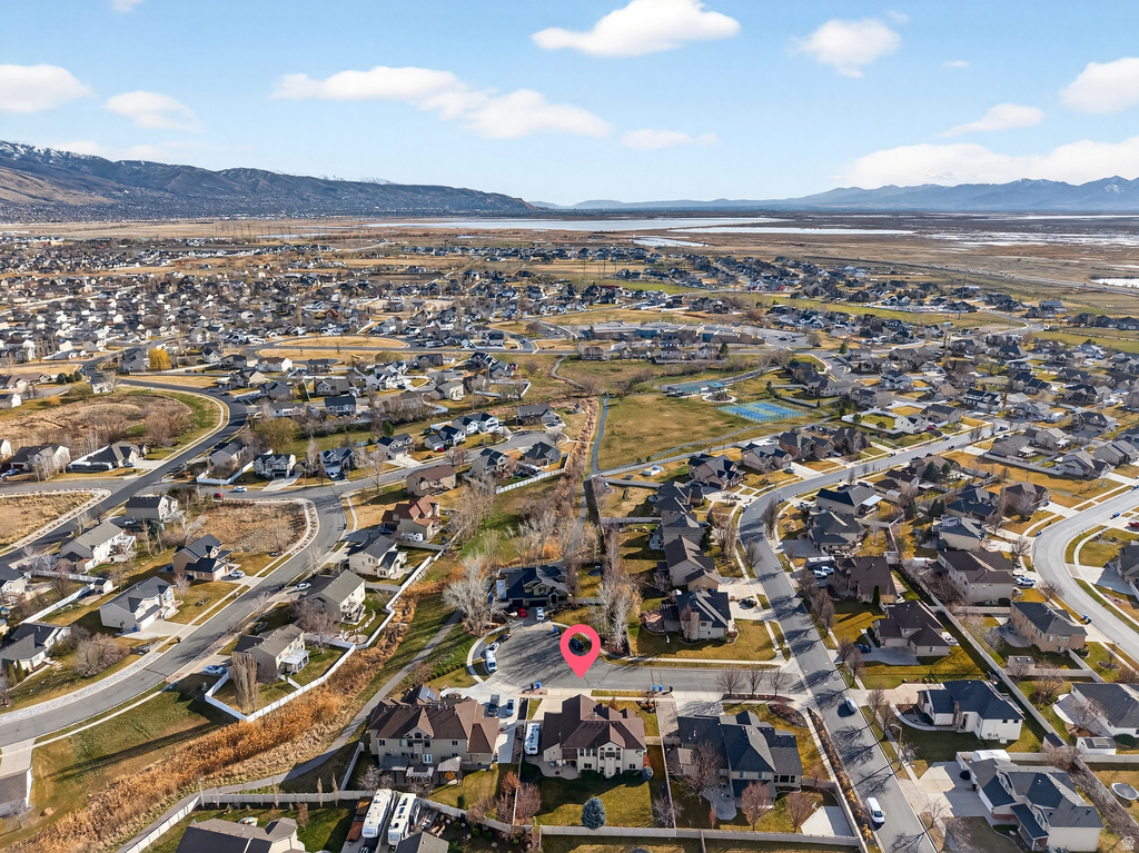 1898 W OLD FORT CIR Farmington, UT 84025