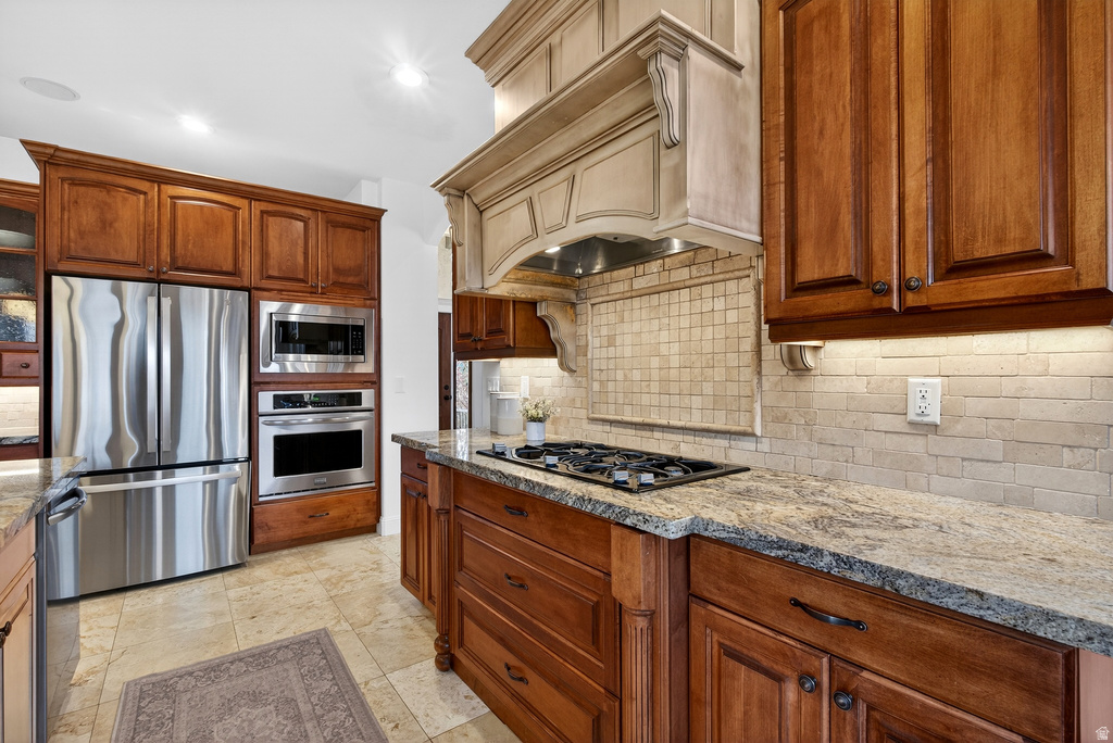 1898 W OLD FORT CIR Farmington, UT 84025