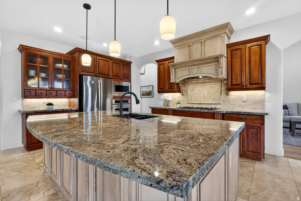 1898 W OLD FORT CIR Farmington, UT 84025