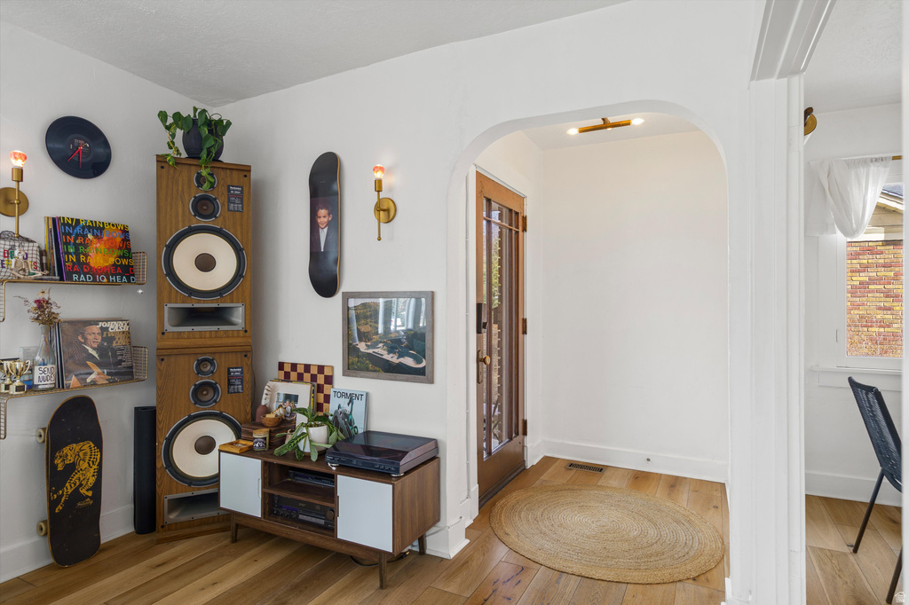 1222 E CRANDALL AVE Salt Lake City, UT 84106