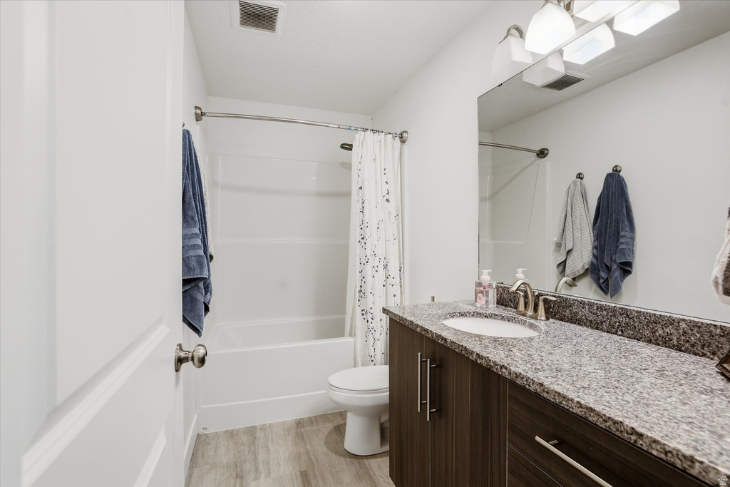 1382 E 340 S Hyrum, UT 84319