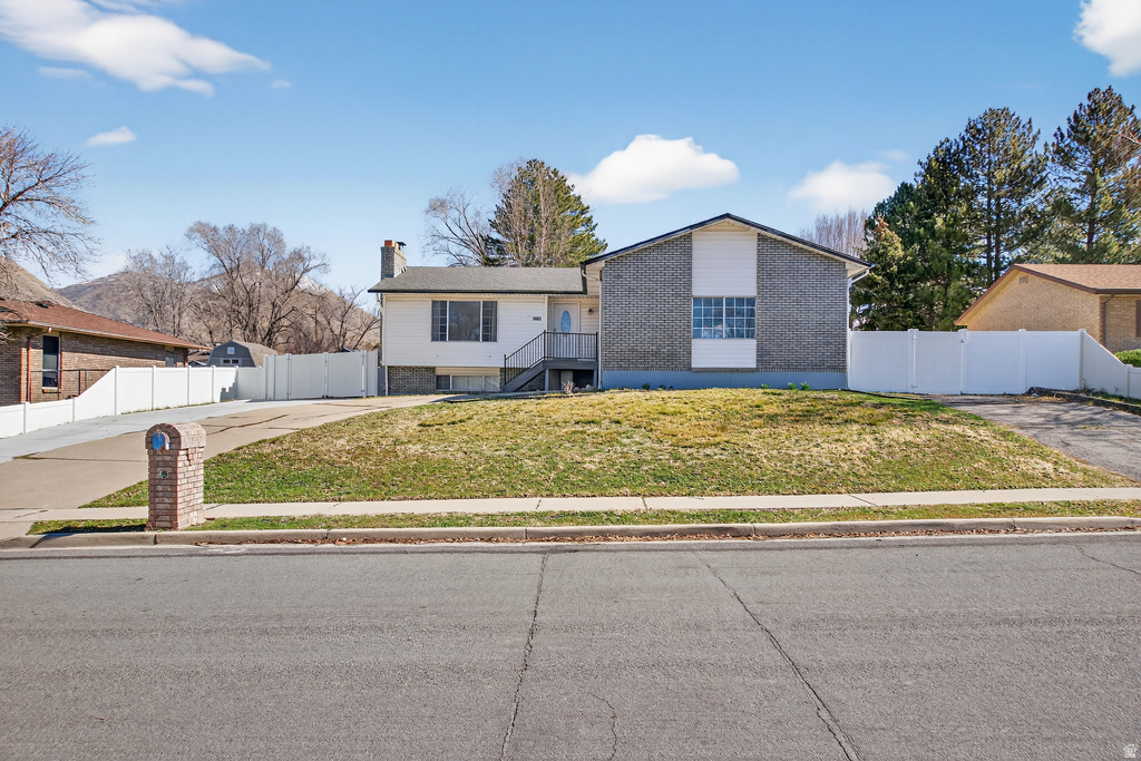 1403 S 625 E Springville, UT 84663