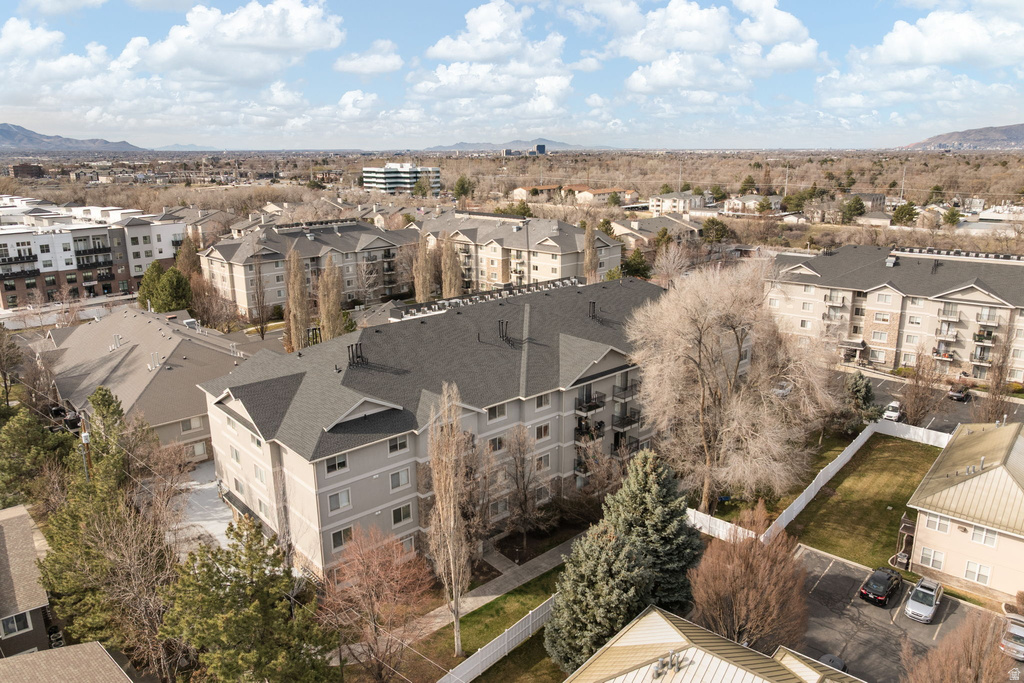 1230 E PRIVET DR #213 Cottonwood Heights, UT 84121