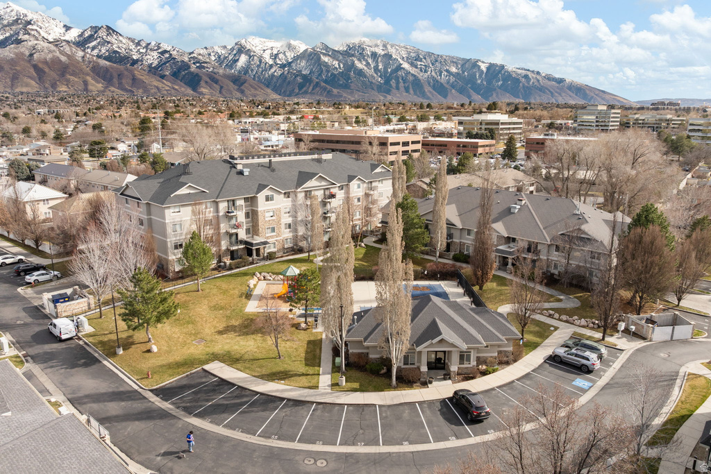 1230 E PRIVET DR #213 Cottonwood Heights, UT 84121