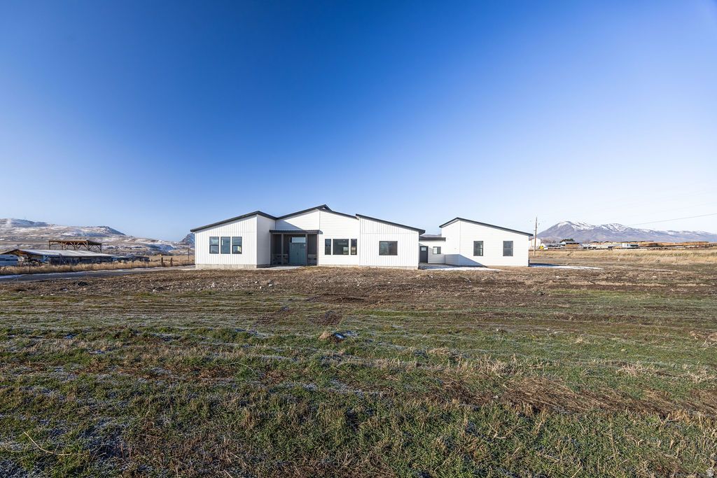 15 S 400 W Newton, UT 84327