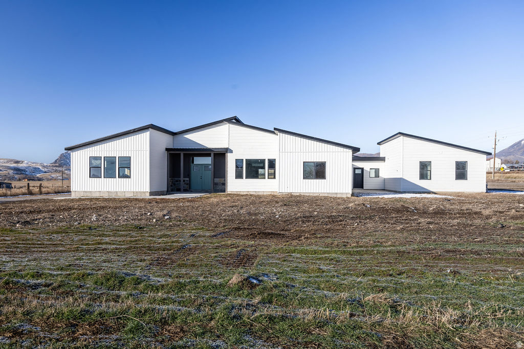15 S 400 W Newton, UT 84327