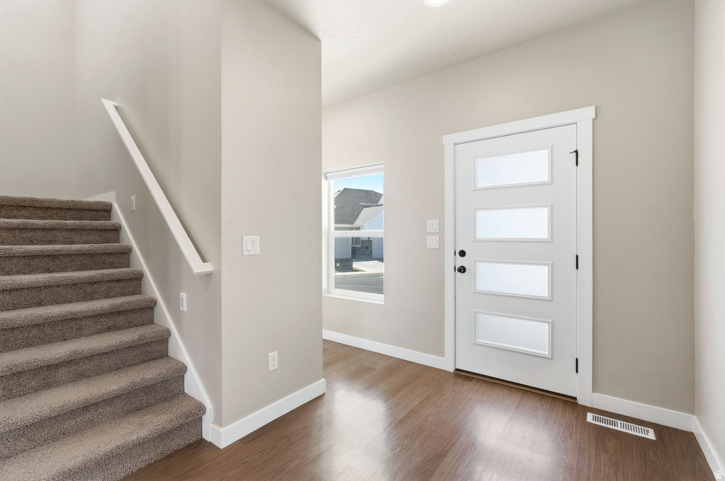 370 W PARKWAY DR Kaysville, UT 84037