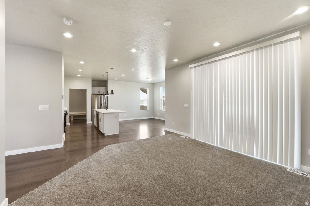 370 W PARKWAY DR Kaysville, UT 84037