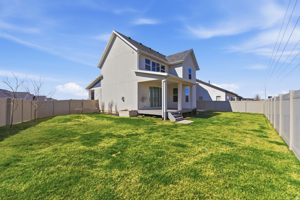 370 W PARKWAY DR Kaysville, UT 84037