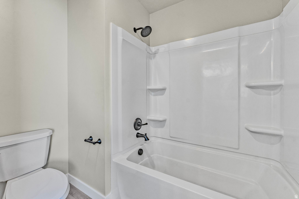 370 W PARKWAY DR Kaysville, UT 84037