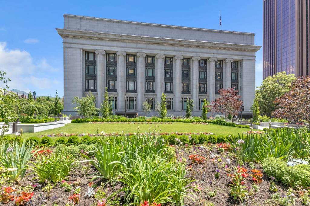 29 S STATE ST #216 Salt Lake City, UT 84111