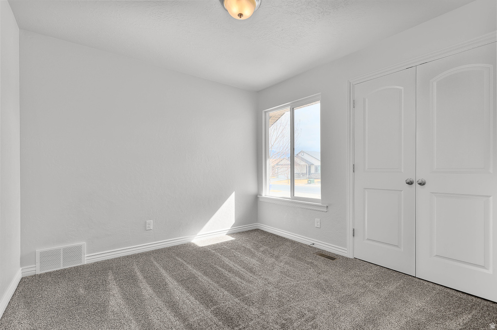 1337 E SKIP ST Eagle Mountain, UT 84005