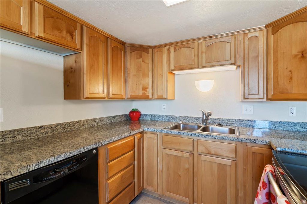 1198 W 4400 S #V Riverdale, UT 84405