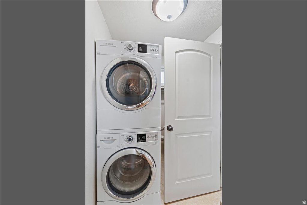 1198 W 4400 S #V Riverdale, UT 84405