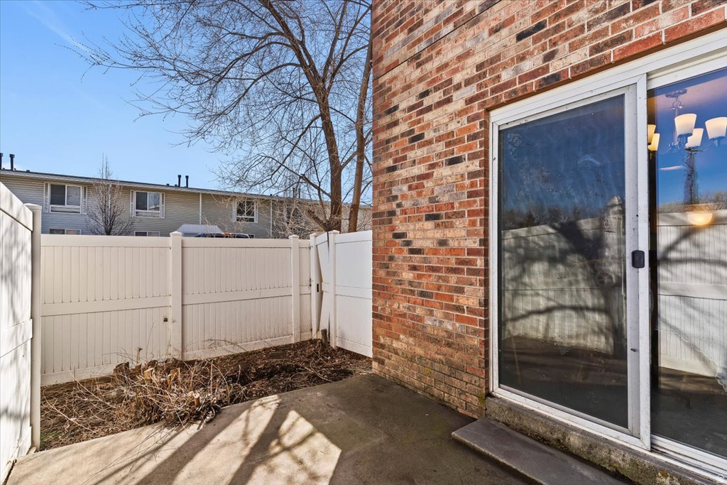 1198 W 4400 S #V Riverdale, UT 84405