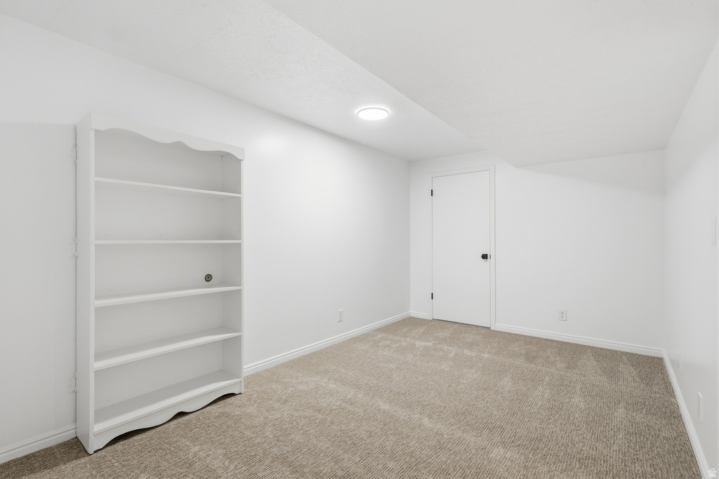 1443 E WASHAKIE CIR Ogden, UT 84403