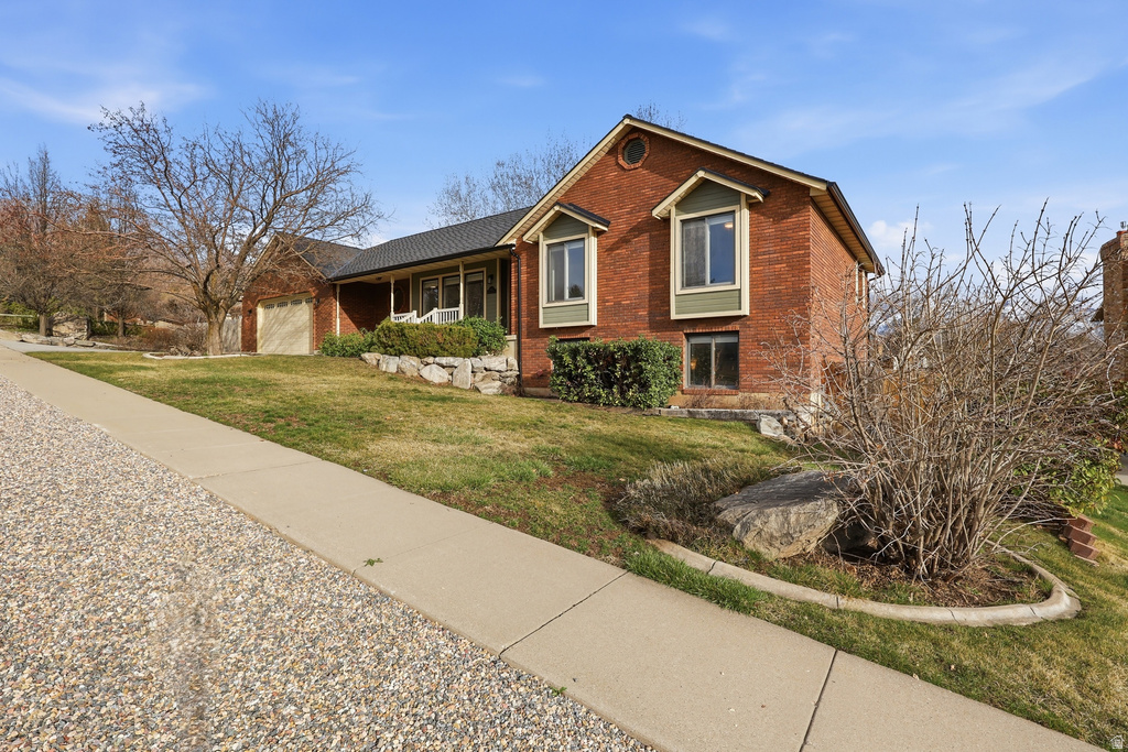 1443 E WASHAKIE CIR Ogden, UT 84403