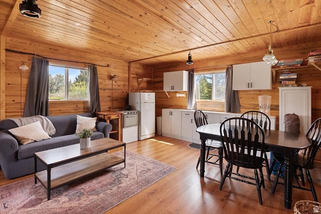 53 SQUAW CRK Lava Hot Springs, ID 83246