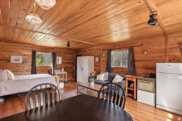 53 SQUAW CRK Lava Hot Springs, ID 83246