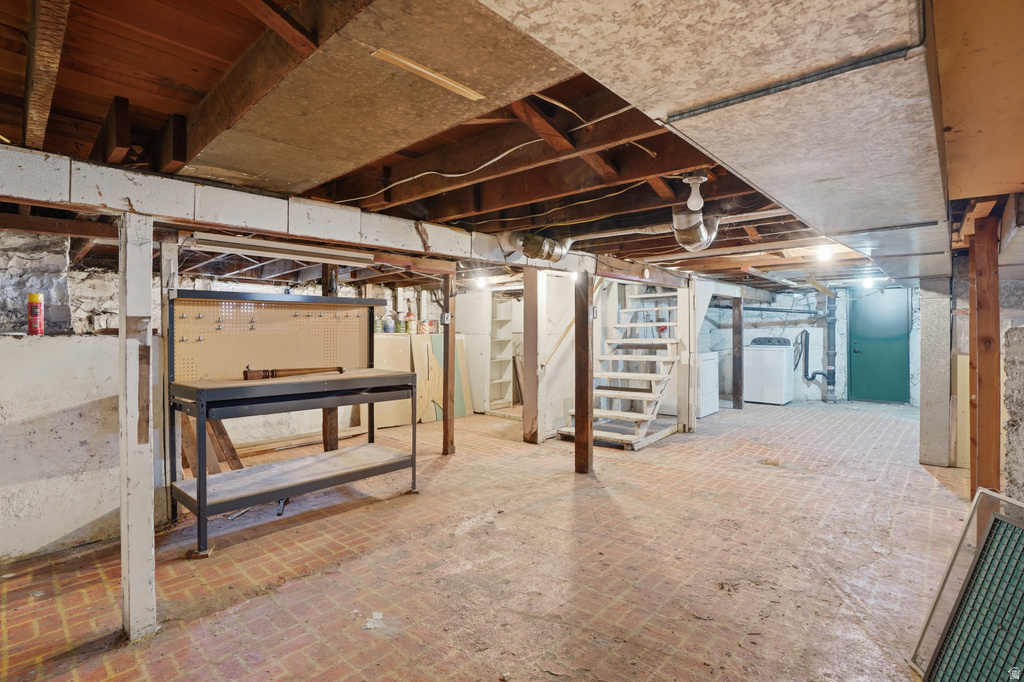 1998 S 1000 E Salt Lake City, UT 84105