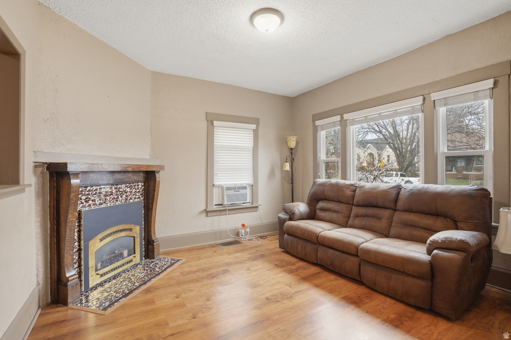 1998 S 1000 E Salt Lake City, UT 84105