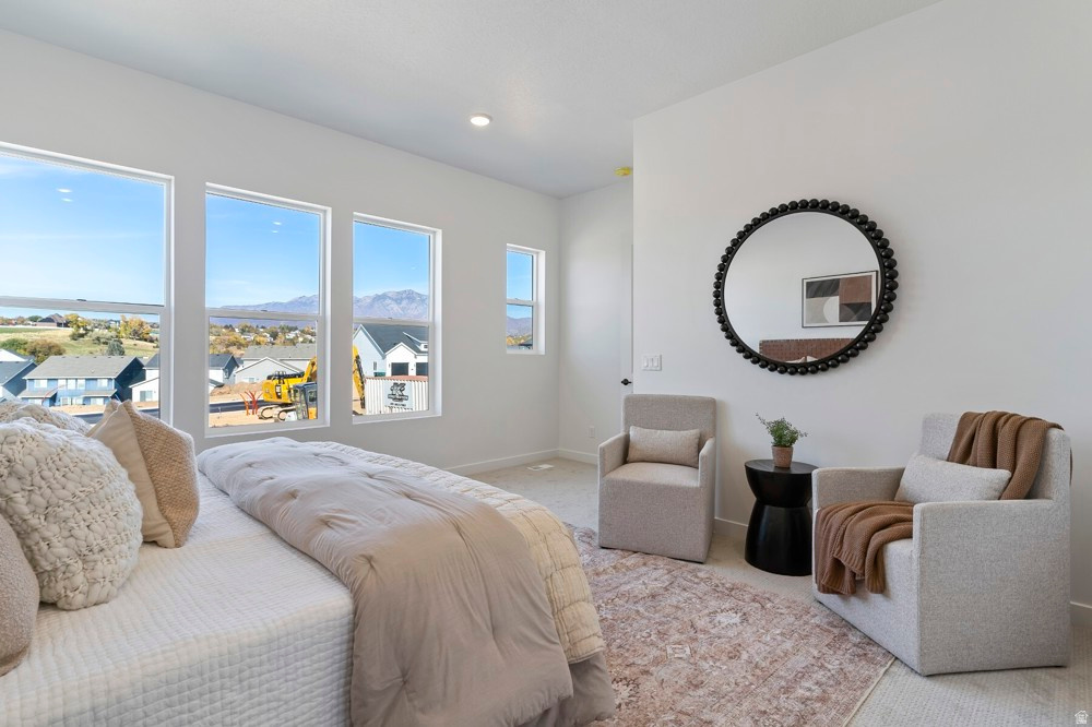 1305 E LARKSPUR WAY Layton, UT 84040