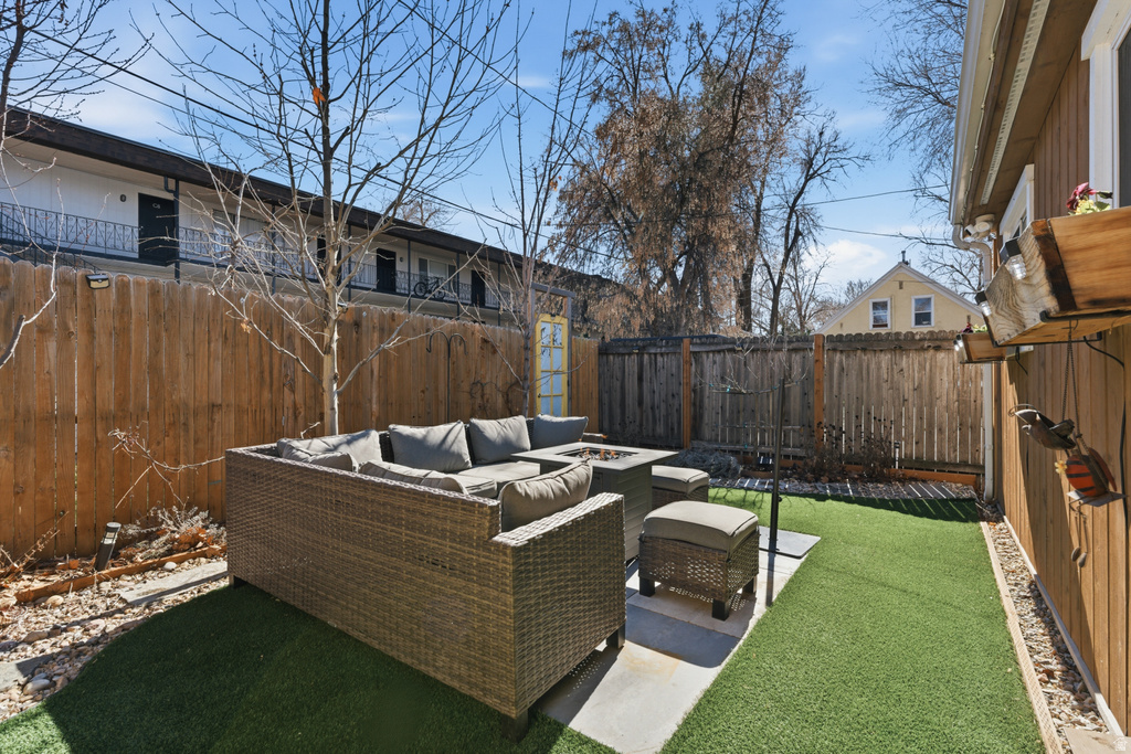 755 S GREEN ST Salt Lake City, UT 84102