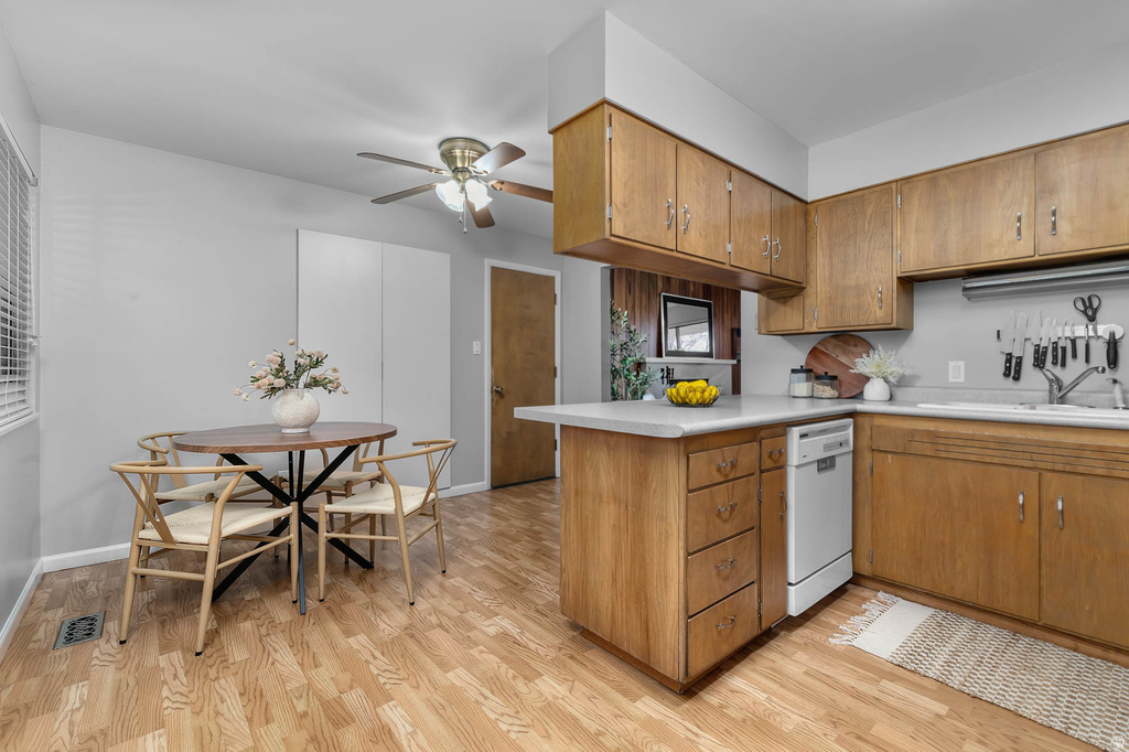 385 S BAIRD CIR South Salt Lake, UT 84115