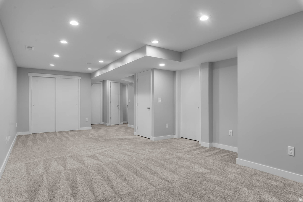 385 S BAIRD CIR South Salt Lake, UT 84115