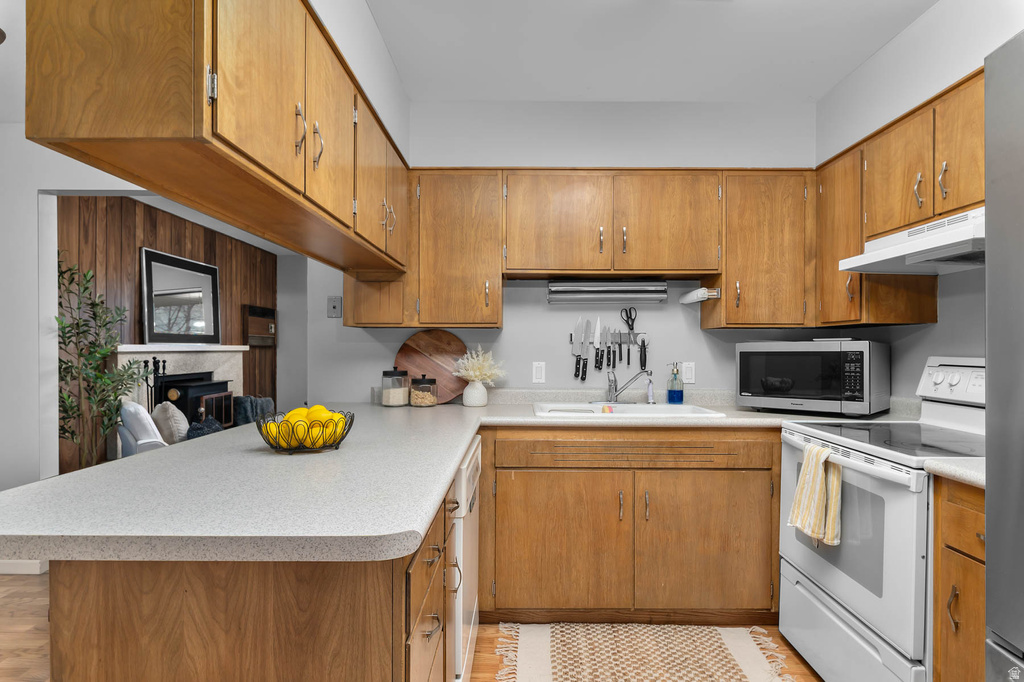 385 S BAIRD CIR South Salt Lake, UT 84115