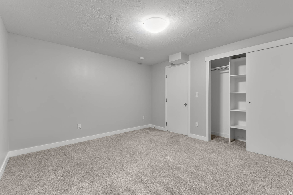 385 S BAIRD CIR South Salt Lake, UT 84115